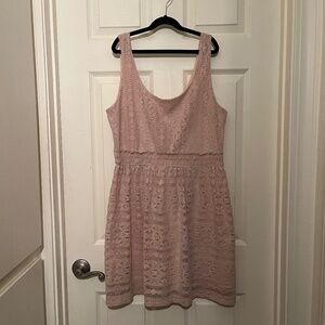 𝅺AUW Dress Pink‎ Size M Lace. Tank. Lined.